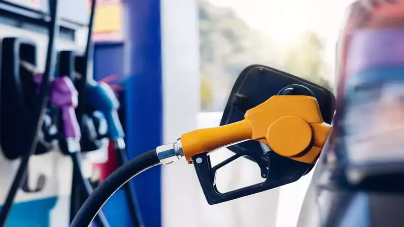 Gasoline Prices Surge for Third Consecutive Week, Reaching Two-Month High