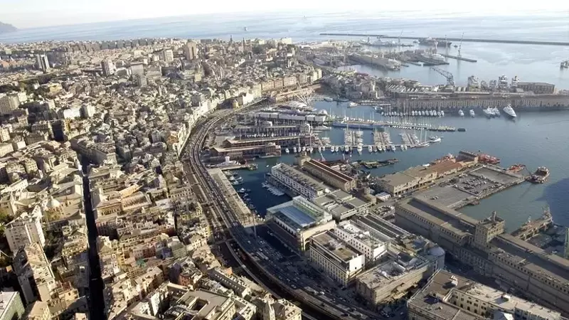 Opportunità Concrete per le Comunità Energetiche nei Porti Italiani: Verso la Decarbonizzazione e la Sicurezza Energetica