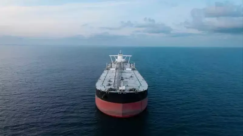 Global Commodity Markets Under Pressure: Oil, Gold, and Wheat Face Headwinds