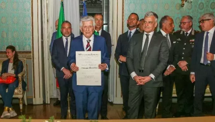 Peppino Masotina: Riconoscimento alla Carriera e Impegno nell'Economia Circolare