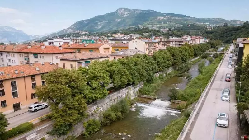 Trento: Manutenzione Sostenibile del Fersina, un Modello di Collaborazione per la Biodiversità Urbana