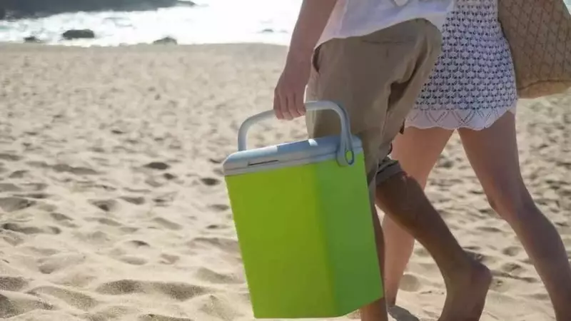 Borsa frigo in spiaggia: errori da evitare per la sicurezza alimentare