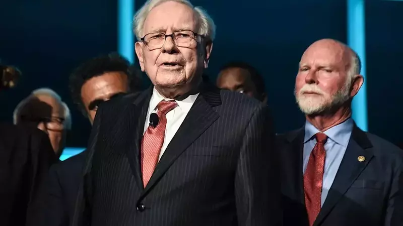 Warren Buffett's Enduring Investment Strategy: The Power of Index Funds
