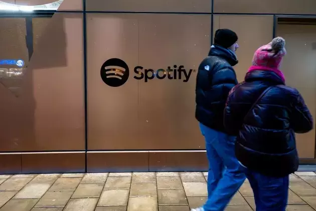 Spotify's Strategic Crossroads: Navigating AI, Licensing, and Valuation
