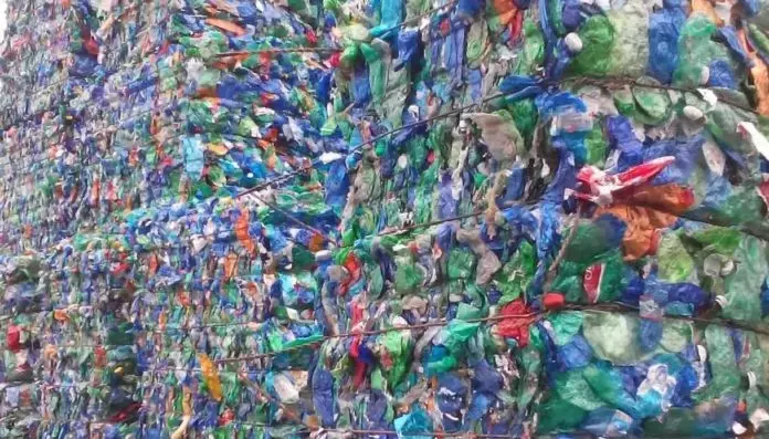 L'Unione Europea Delinea Nuove Linee Guida per gli Imballaggi