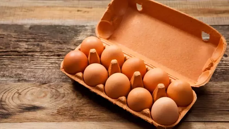 Eurospin ritira uova all'aperto: allarme Salmonella e ritardo nella comunicazione