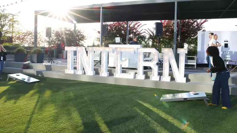 Hollywood Celebrates Next Generation on National Intern Day