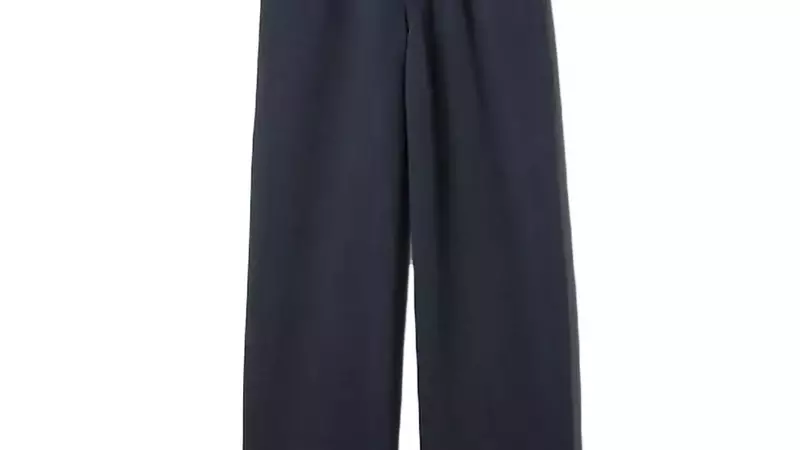 The Ultimate Guide to Sweatpant Jeans: Comfort Meets Style