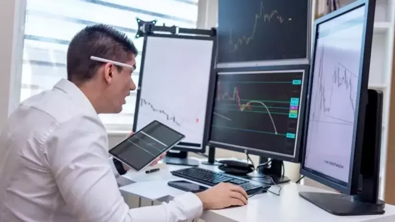 Ford and Meta: Contrasting Earnings Performances and Future Outlook
