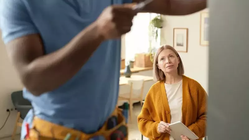 Navigating Major Home Repairs: Cash vs. Borrowing