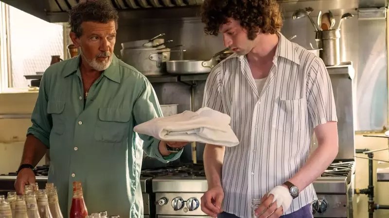Unraveling Anthony Bourdain's Evolving Style: From Kitchen Novice to Culinary Icon