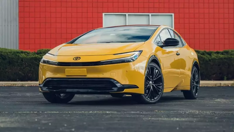 2027 Toyota Prius PHEV: A Sleek, Efficient, and Engaging Ride