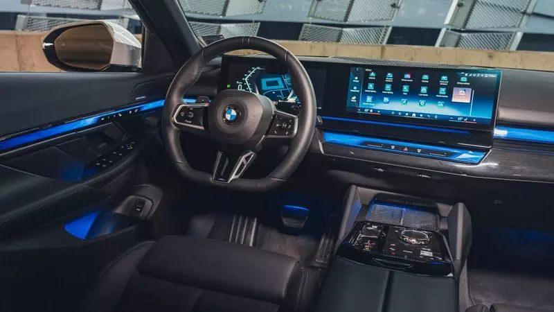 2026 BMW 540i xDrive Interior Showcase
