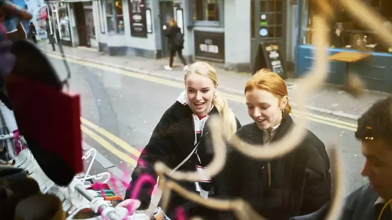 Gen Z's Economic Impact: Reshaping Global Markets