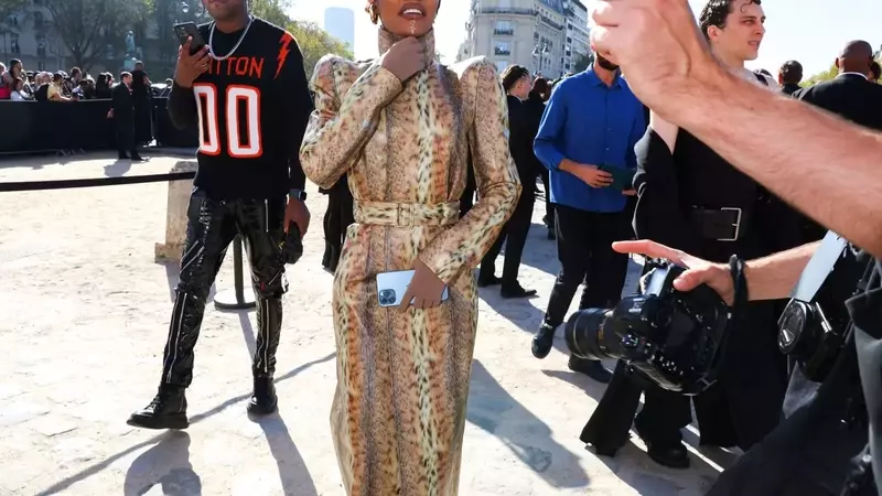 The Resurgence of Power Shoulders in Modern Fashion