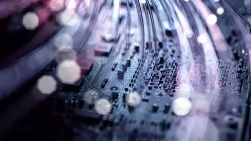 Ciena: A Hold as AI Data Center Expansion Fuels Growth, But Valuation Appears Stretched
