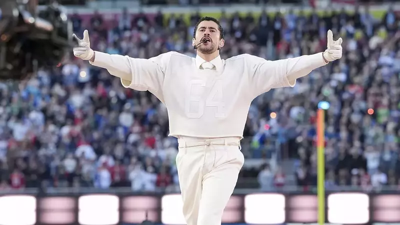 Super Bowl Halftime Show: Hamish Hamilton's Technical Gambit and Cultural Triumph