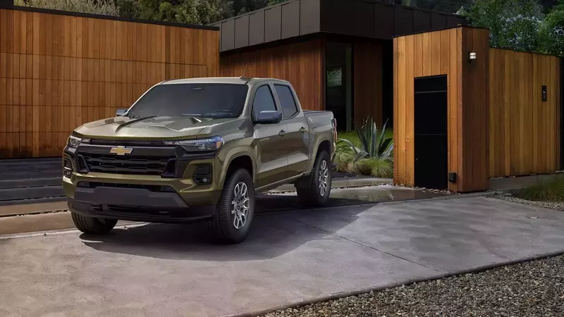 Midsize Truck Showdown: Ranger, Colorado, and Canyon Value Comparison