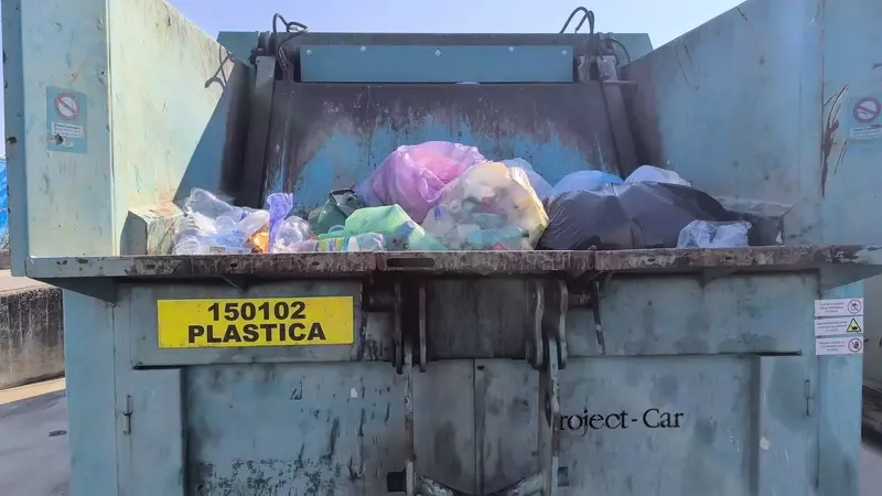 Emergenza Rifiuti in Puglia: Soluzioni per la Plastica e l'Organico a Terlizzi