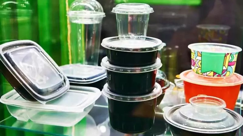 PFAS negli Imballaggi Alimentari: Entrano in Vigore i Nuovi Limiti UE