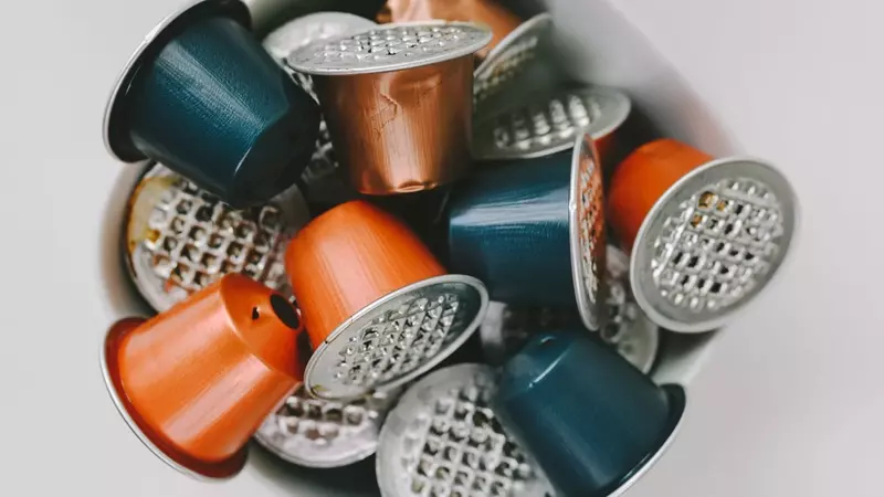 Capsule di Caffè: Le Nuove Direttive Europee per lo Smaltimento e il Riciclo