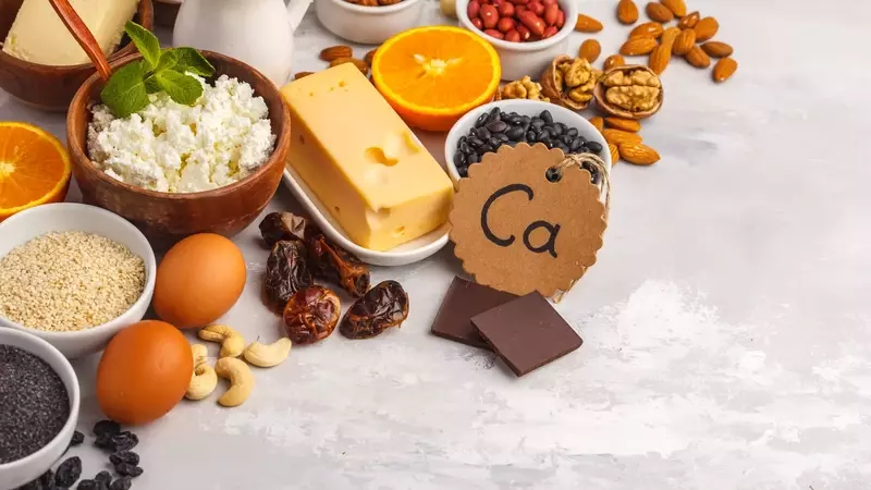 Calcio e Salute Ossea: Un'Analisi Approfondita degli Alimenti Fondamentali