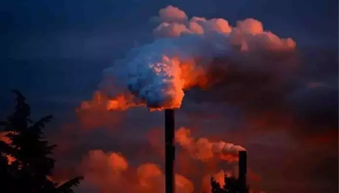 Crisi dei Combustibili Fossili: Organizzazioni Ambientali Esortano l'Europa a una Svolta Decisiva