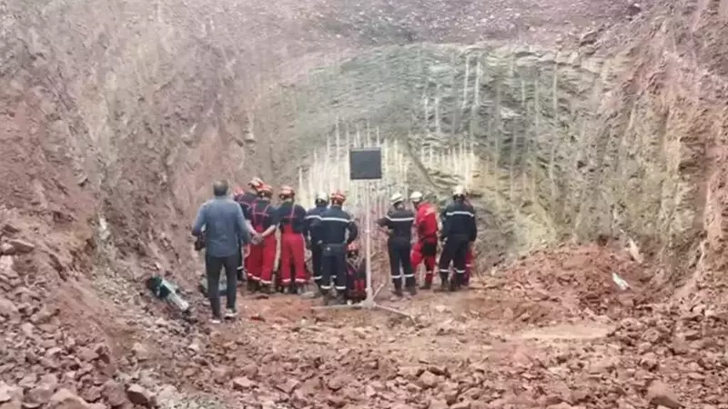 Bambino intrappolato in pozzo: corsa contro il tempo in Algeria