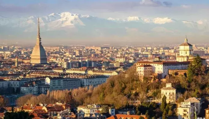 Torino Lancia la Terza Edizione dello Youth Climate Action Fund per l'Impegno Giovanile