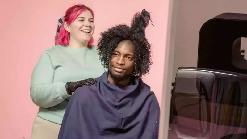 New York introduce l'obbligo per i parrucchieri di trattare tutti i tipi di capelli