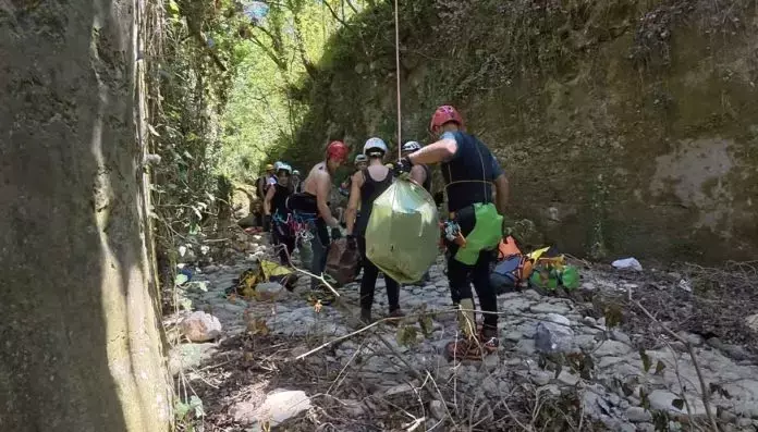 Legambiente e la 34ﾪ edizione di "Puliamo il Mondo": un impegno per l'ambiente e la lotta ai mozziconi di sigaretta
