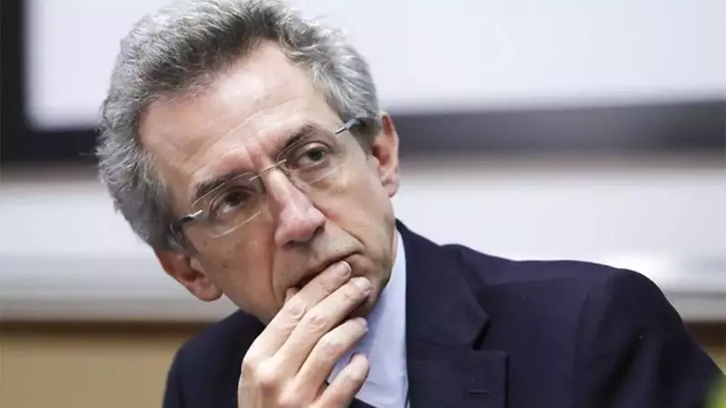 Aumento delle Tasse sui Rifiuti a Causa della Crisi della Plastica