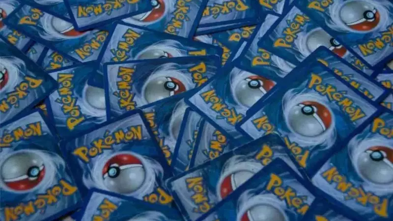 Il Fenomeno Collezionistico delle Carte Pokémon: Un Mercato da Miliardi e l'Edizione Anniversario