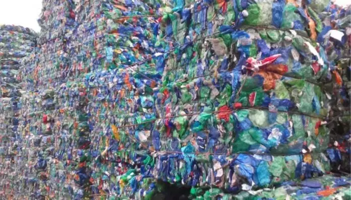 Reggio Emilia: La Crisi della Plastica non Ricada sui Cittadini