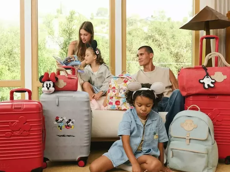 BÉIS Unveils Enchanting Disney Collaboration: Travel with Mickey & Friends