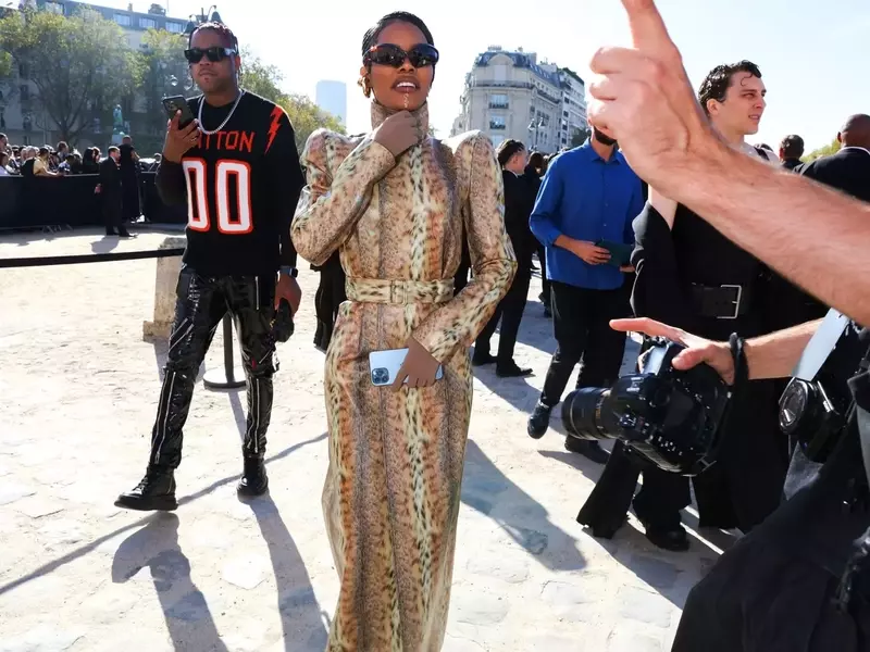 The Resurgence of Power Shoulders in Modern Fashion