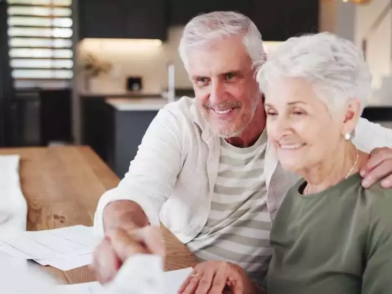 Aumento dell'età pensionabile: le nuove proiezioni per l'Italia
